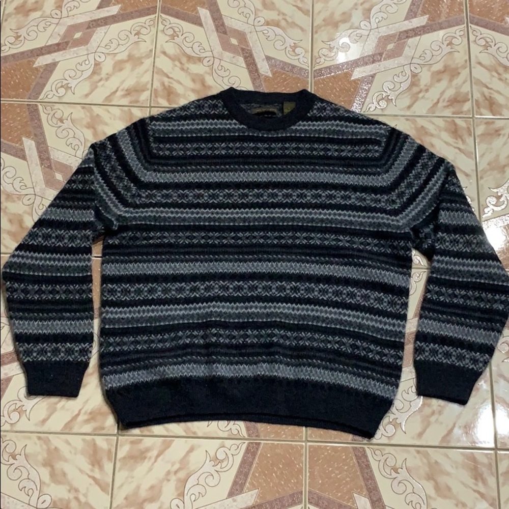 100% cashmere sweater